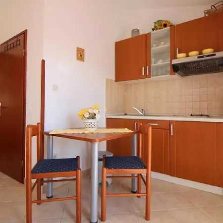 Fuer 2 Personen In Strandnaehe Apartment Porec